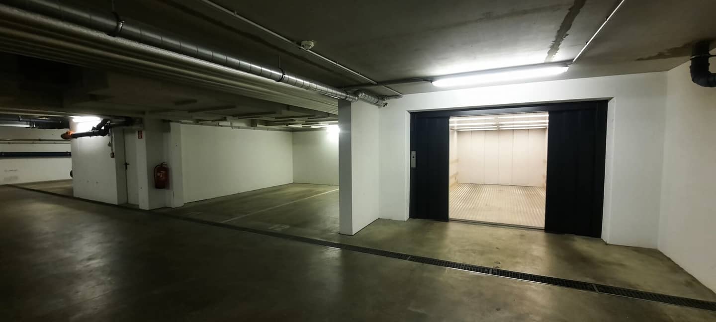 Tiefgaragenstellplätze in Top Lage - Hirschengasse