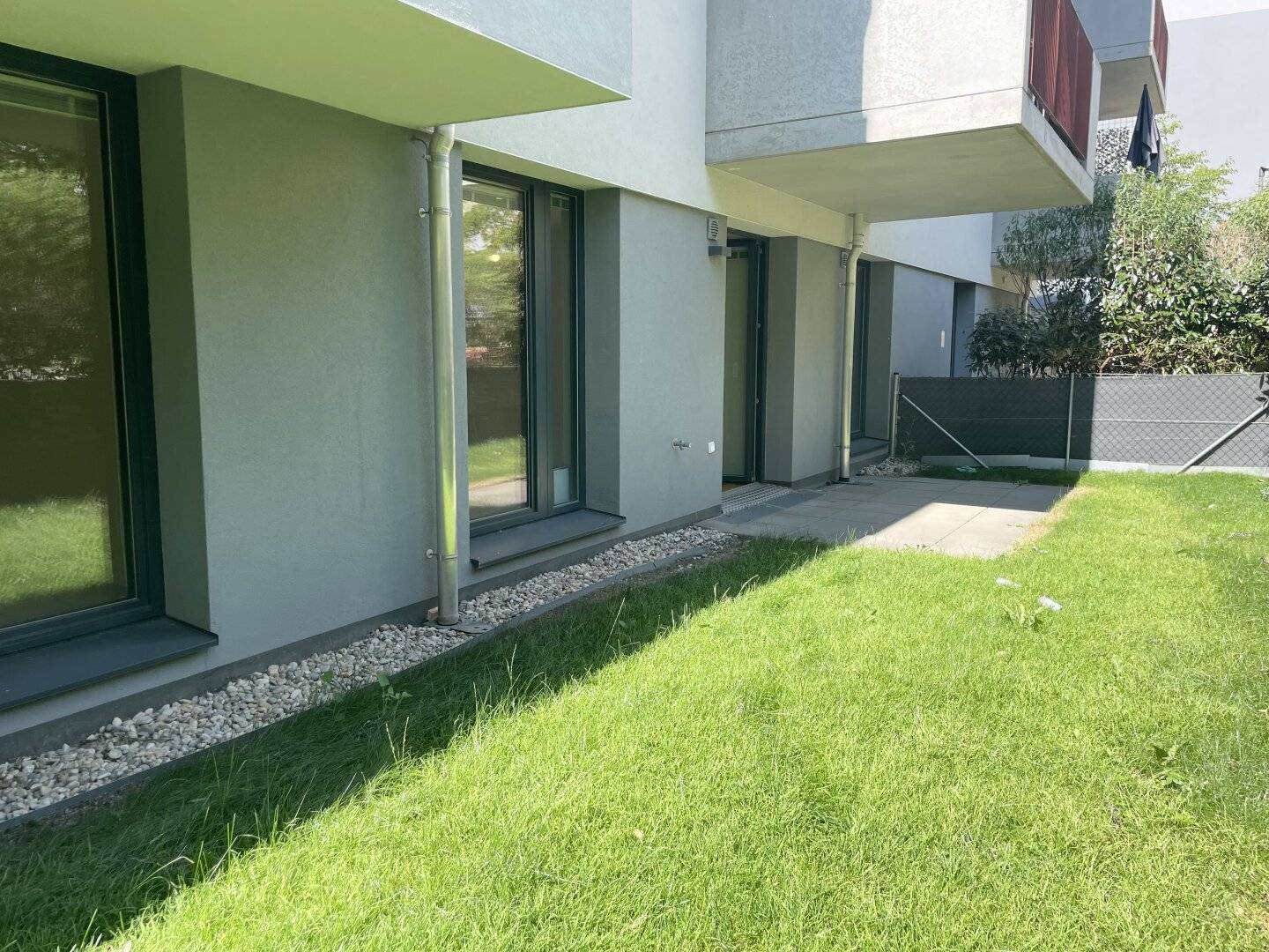 COMMISSION-FREE FROM THE OWNER! RIVUS III - FAMILY APARTMENT WITH 4 ROOMS AND PRIVATE GARDEN!