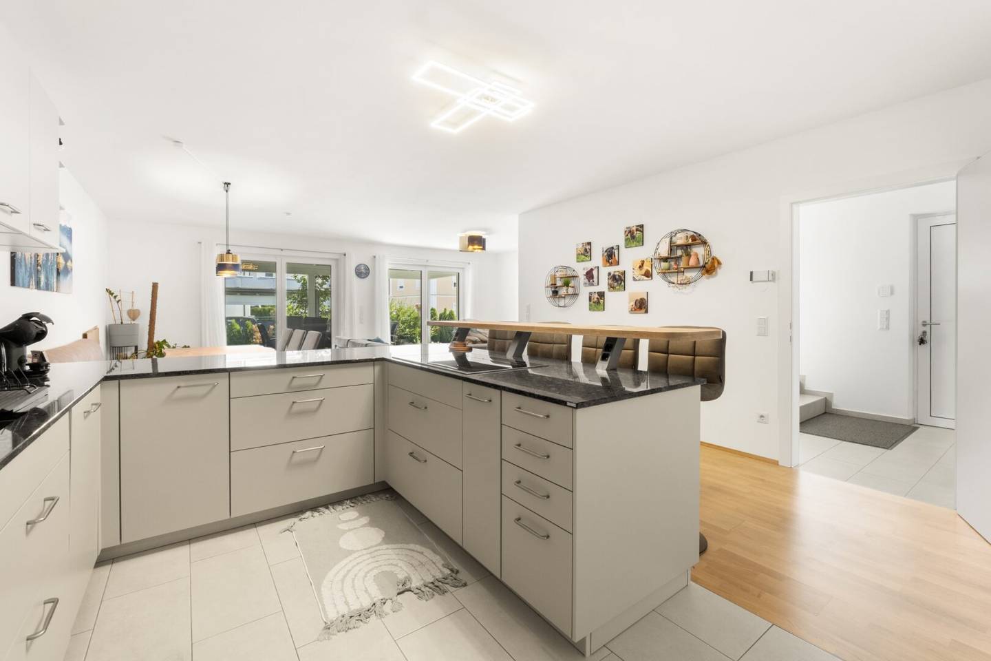 Swipe Right! Familientraum in Klagenfurt Nord | 125 m² Wohnfläche | 2 Carportstellplätze | Klimaanlage | Garten