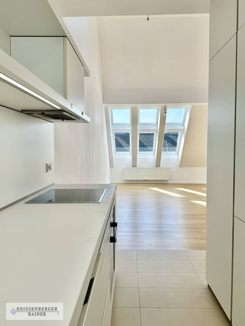 MARGARETENHOF /// LOTS OF SPACE AND LIGHT /// GREAT ROOFTOP TERRACE APARTMENT
