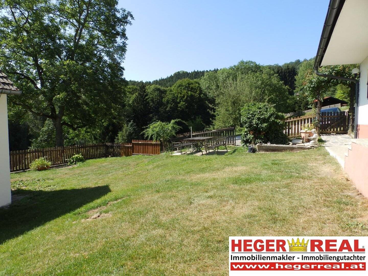 NATUR PUR - 4 ZIMMER MIETHAUS - umgeben von WIESEN - FELDER - WÄLDERN