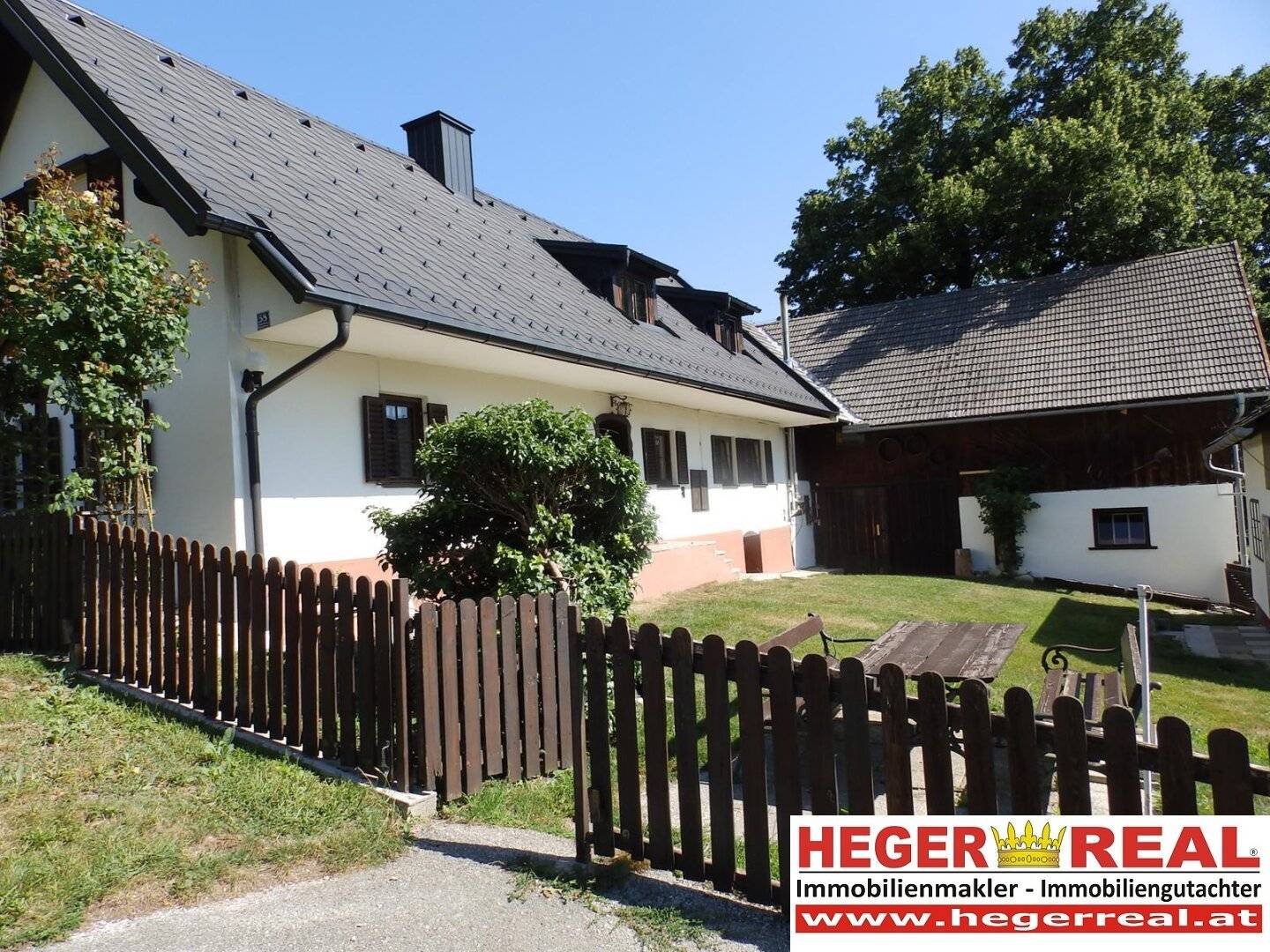 NATUR PUR - 4 ZIMMER MIETHAUS - umgeben von WIESEN - FELDER - WÄLDERN