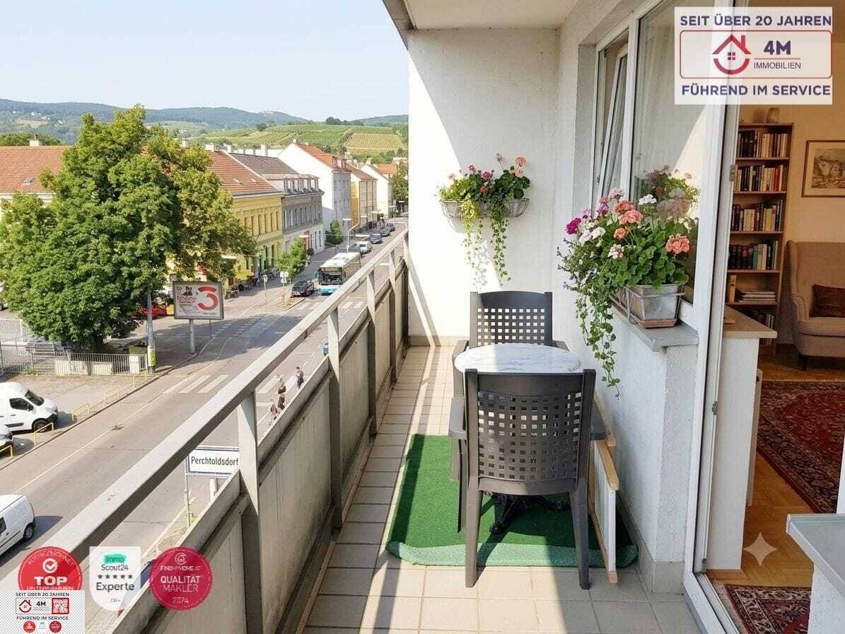 Modernized top 2-room apartment with distant view &amp; loggia