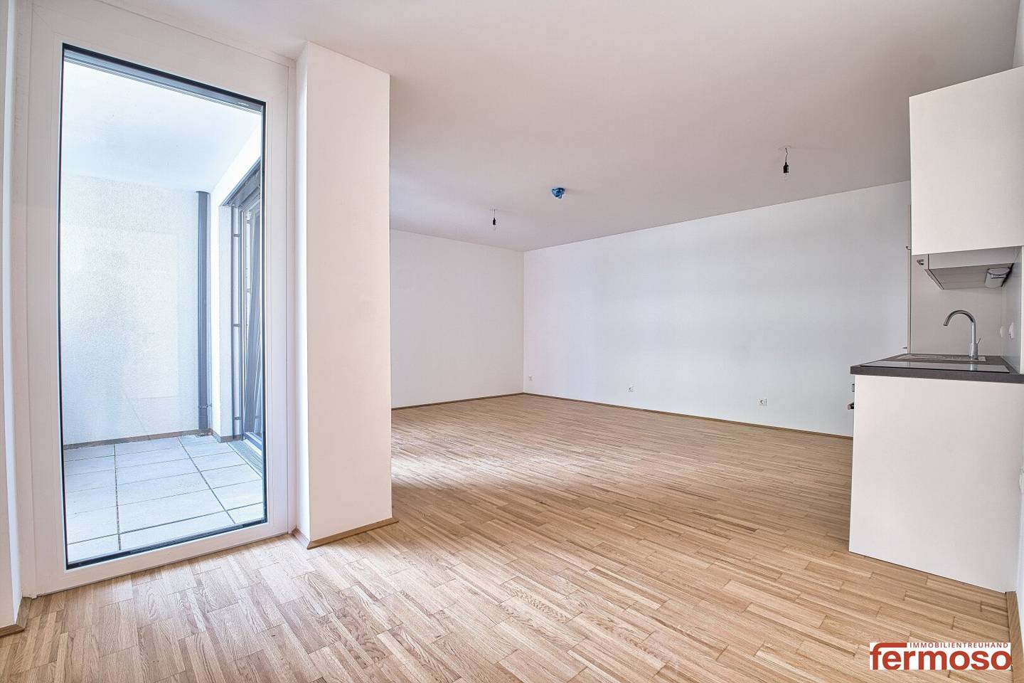 Modern 2-room apartment with loggia and underfloor heating in 1200 Vienna, 73.7 m²