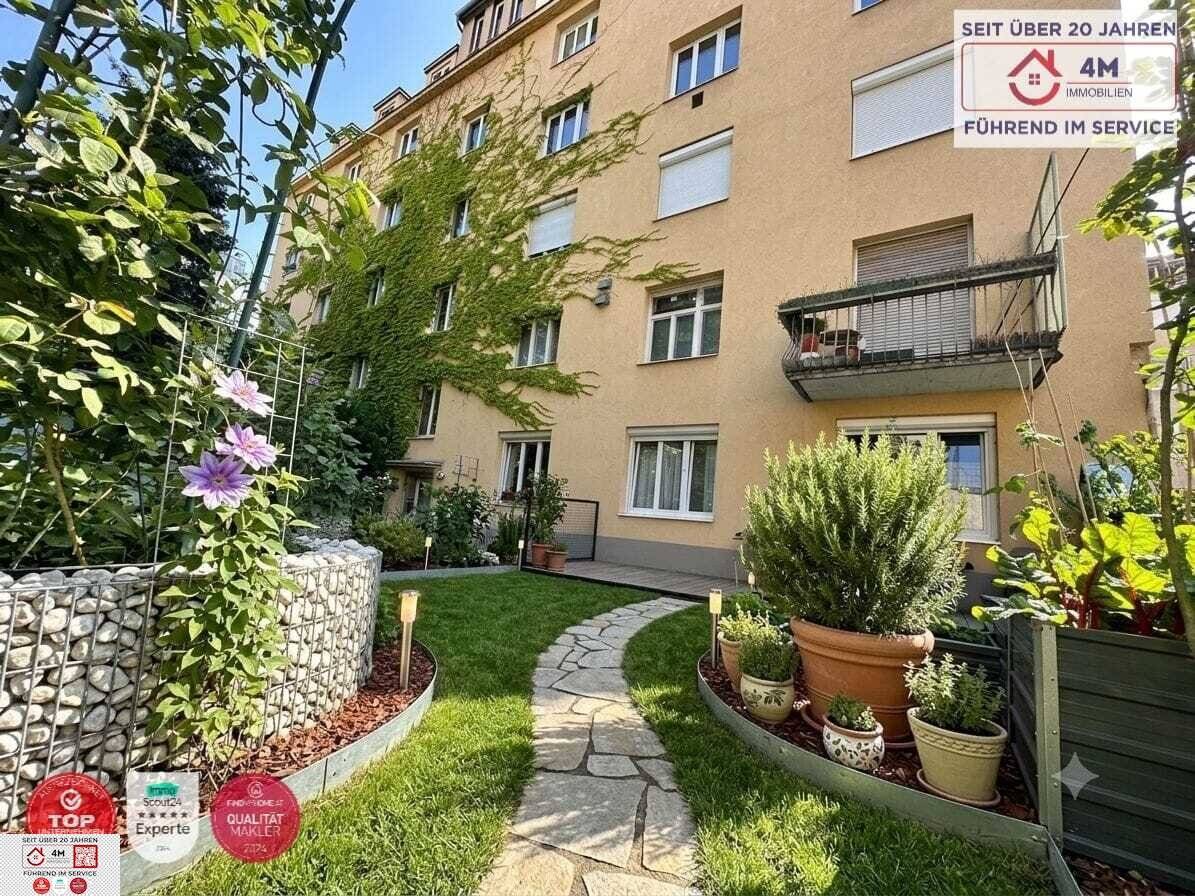 Quiet feel-good oasis near AKH (73m²): Renovated, car parking space, underfloor heating &amp; green courtyard!
