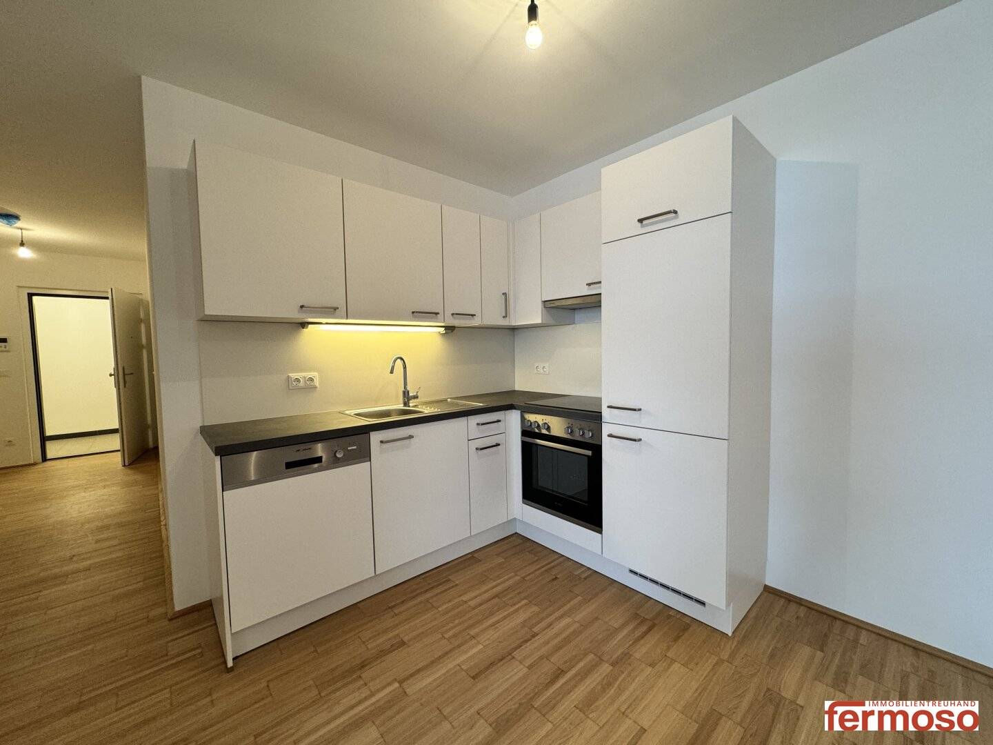Modern 2-room apartment with loggia, underfloor heating and fitted kitchen in Vienna District 20