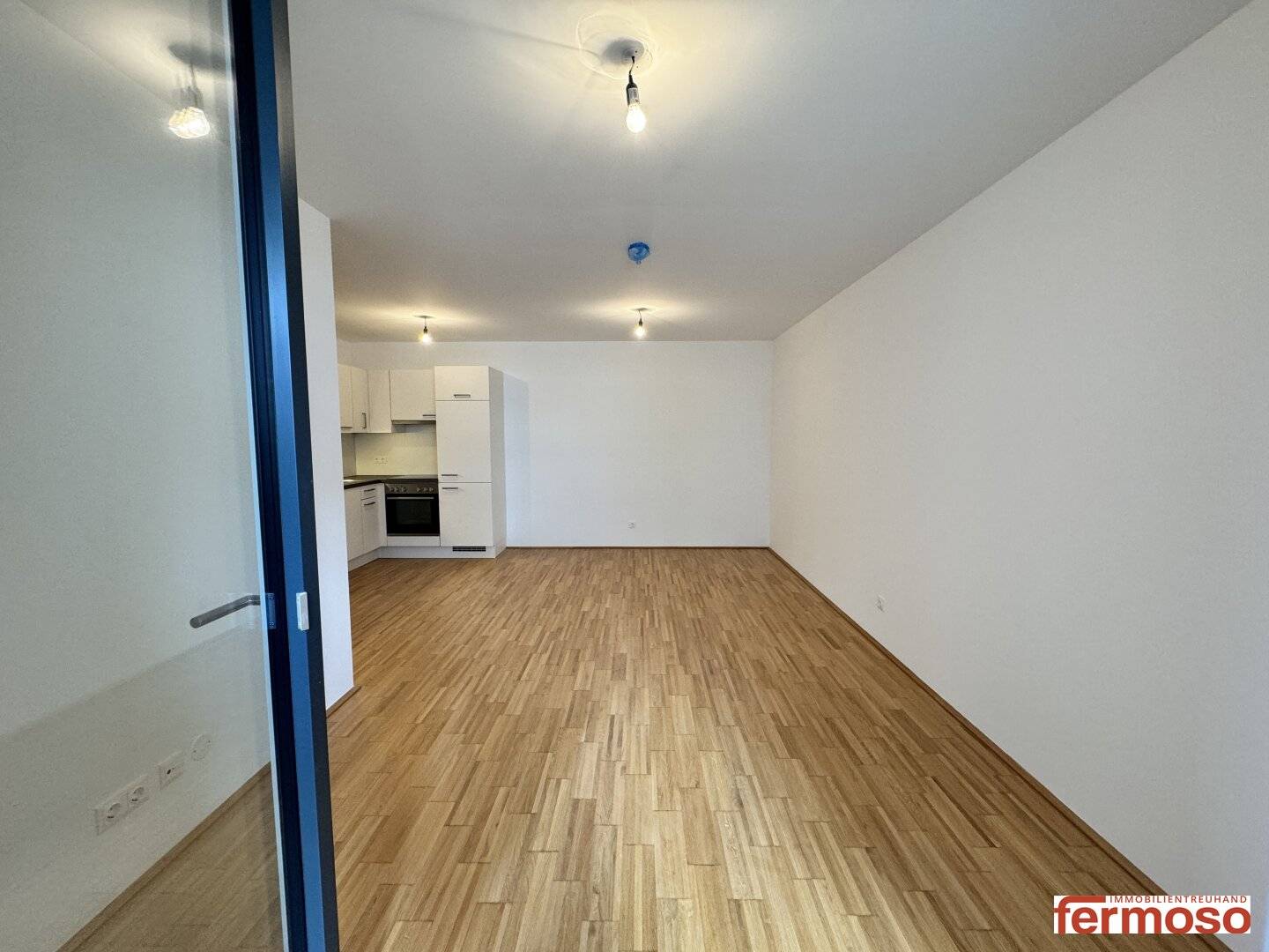 Modern 2-room apartment with loggia, underfloor heating and fitted kitchen in Vienna District 20
