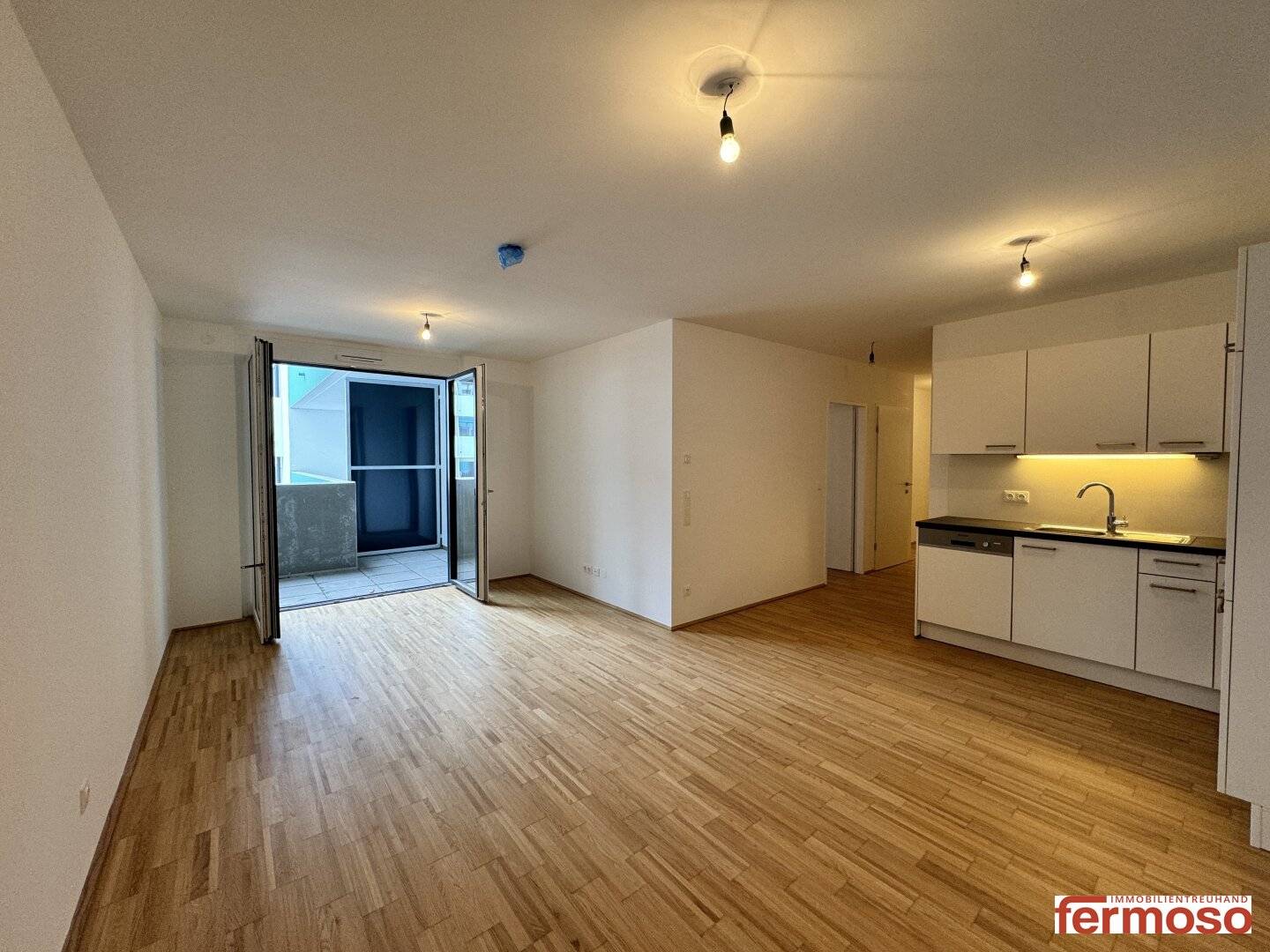 Modern 2-room apartment with loggia, underfloor heating and fitted kitchen in Vienna District 20
