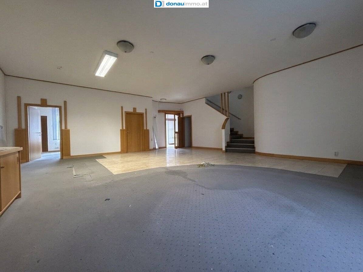 coming soon - Großzügiges Büro/Praxis mit Terrasse in Weitersfeld