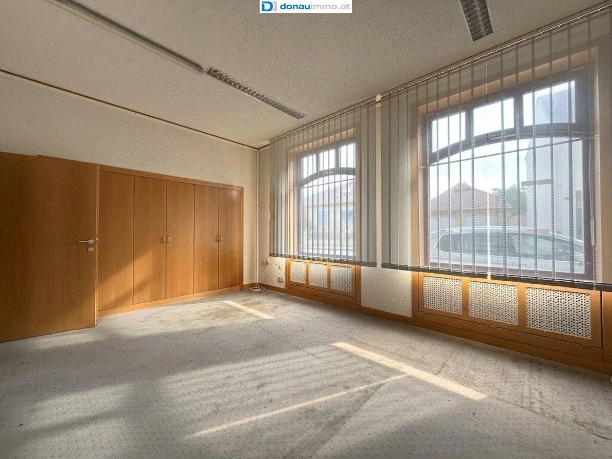 coming soon - Großzügiges Büro/Praxis mit Terrasse in Weitersfeld