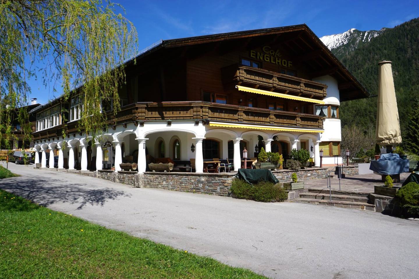 The charming Café Englhof with sun terrace