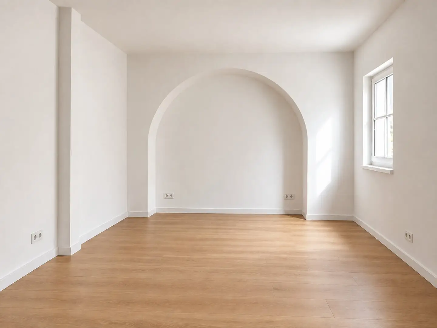 Versatile commercial space in the center – ideal for practice, therapy or office