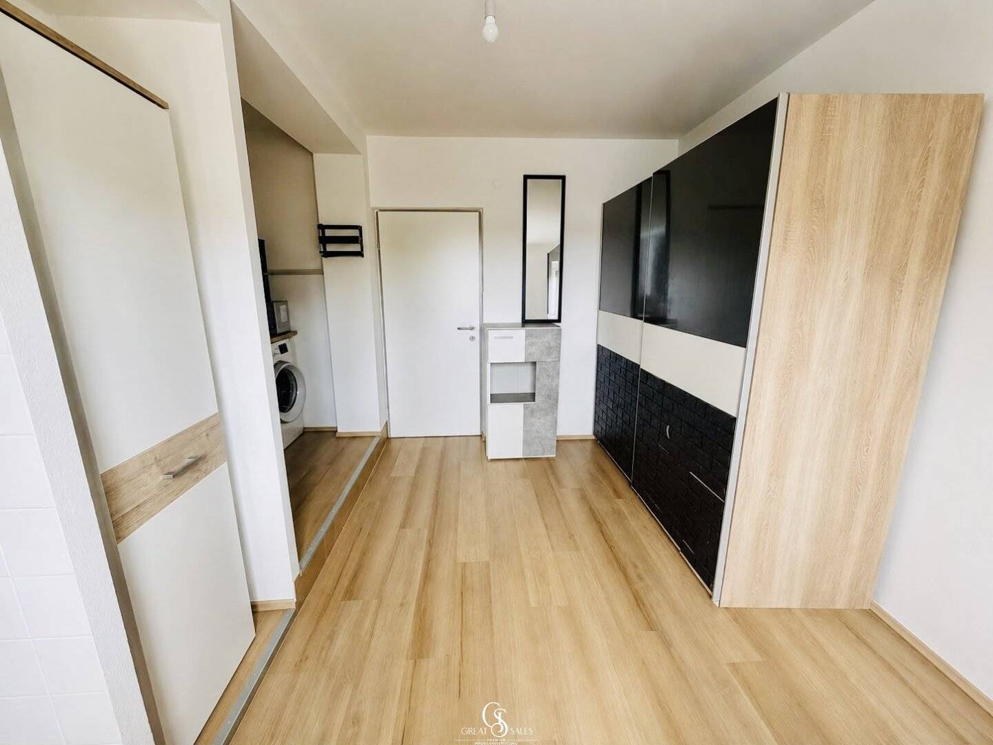 Günstige Kleinwohnung mit Balkon, Parkplatz &amp; Gartennutzung