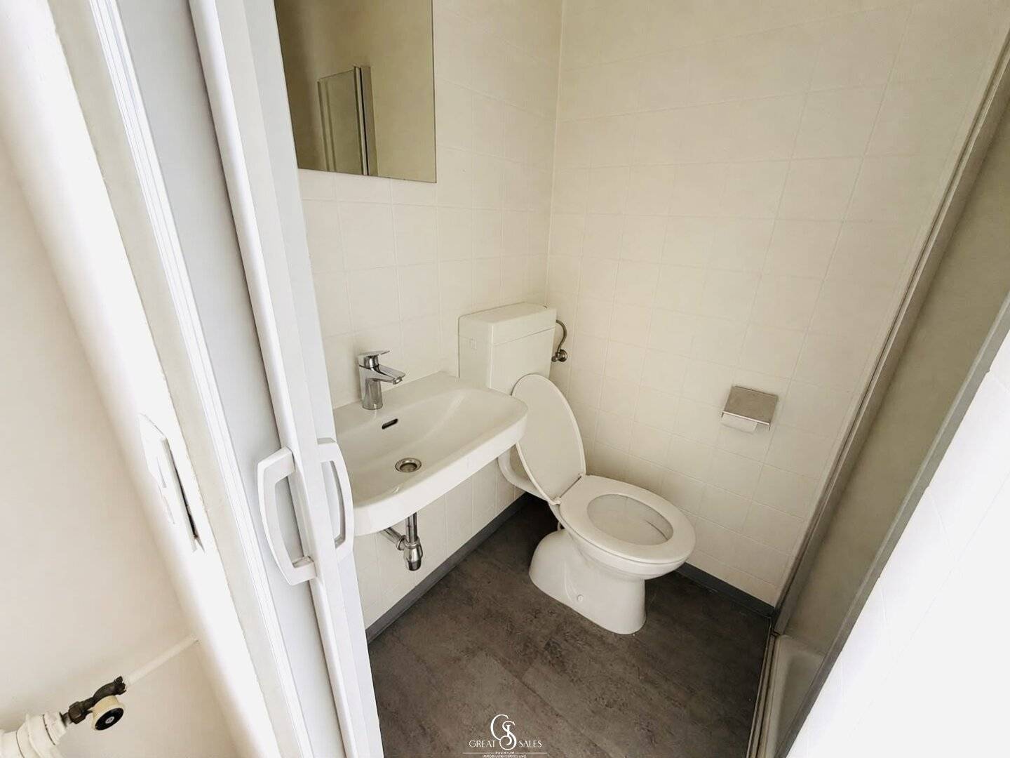 Günstige Kleinwohnung mit Balkon, Parkplatz &amp; Gartennutzung