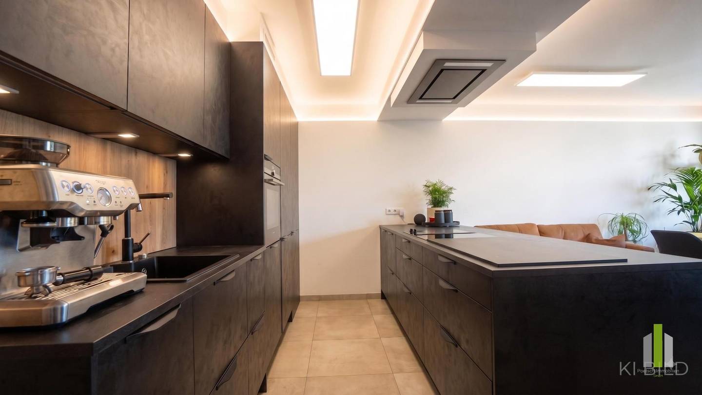 Family friendly apartment with private garden and underground parking