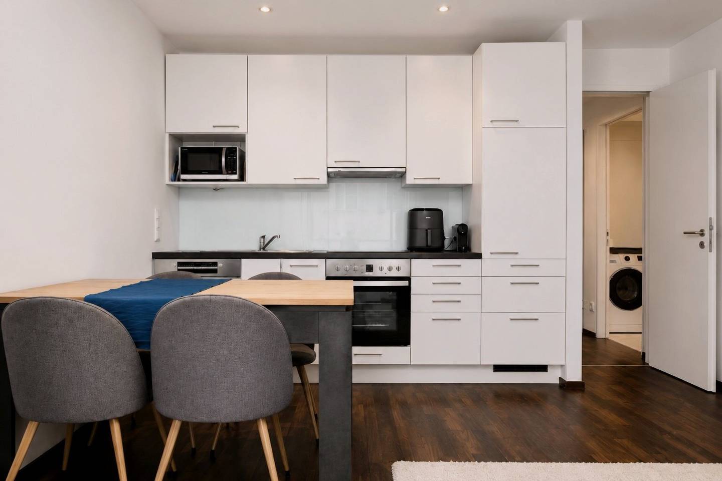 Perfect loggia apartment near Mariahilfer Straße