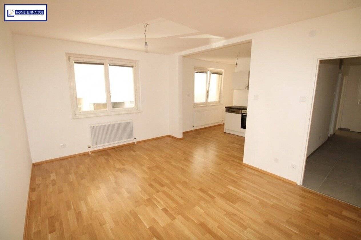 Neu renovierte 2 Zimmerwohnung