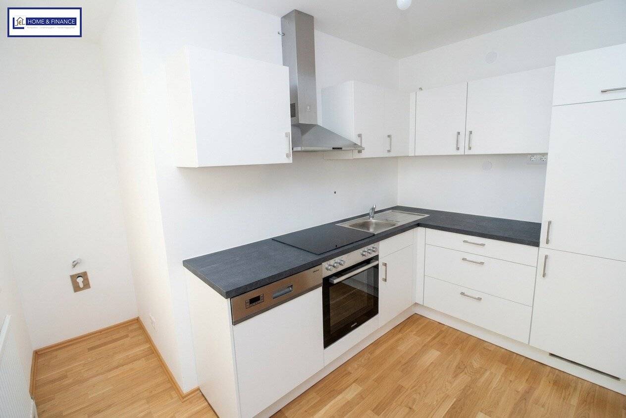 Neu renovierte 2 Zimmerwohnung