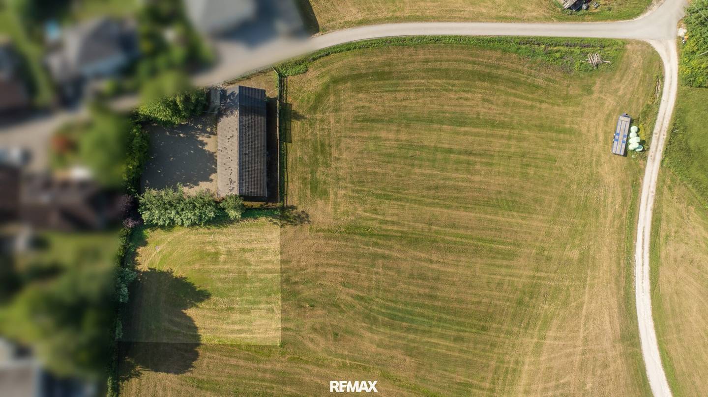 Bauherren aufgepasst: Leistbar bauen in traumhafter Lage – rund 1.120 m² Baugrund, fünf Minuten zum Irrsee