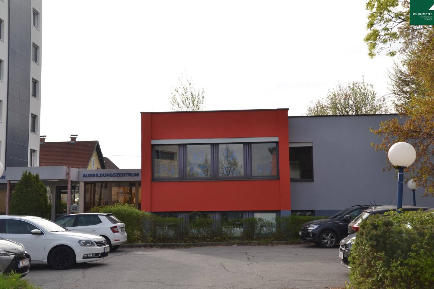Large office, ordination and practice premises to rent in Bürozentrum Villach Süd