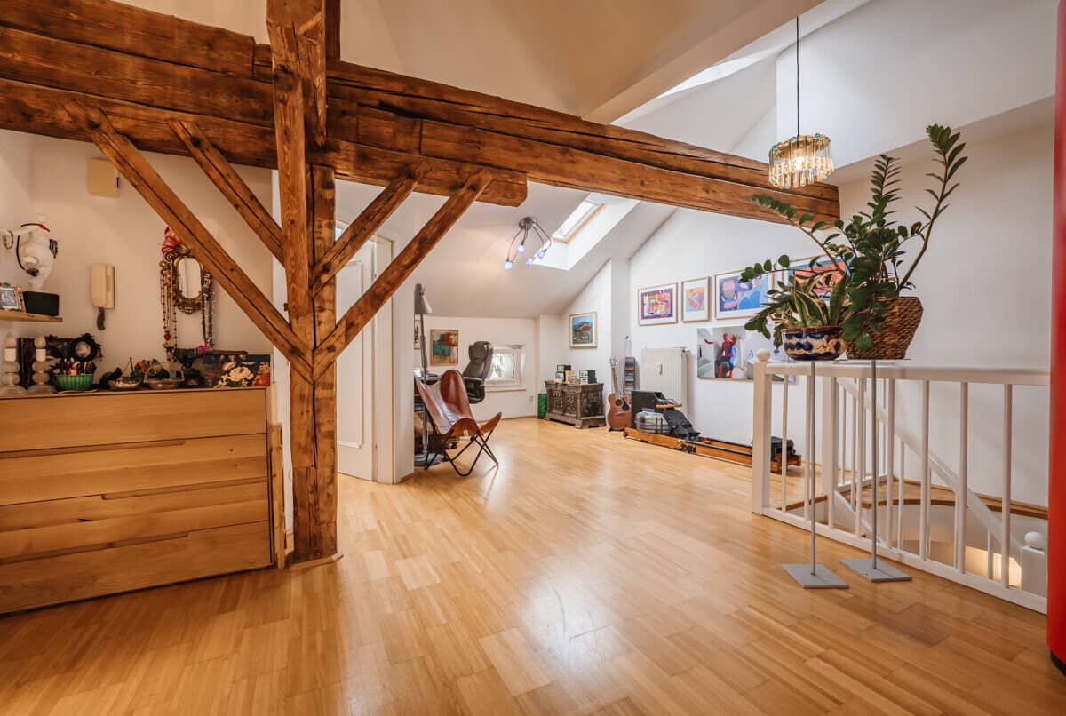 Maisonettewohnung in historic building quiet and central