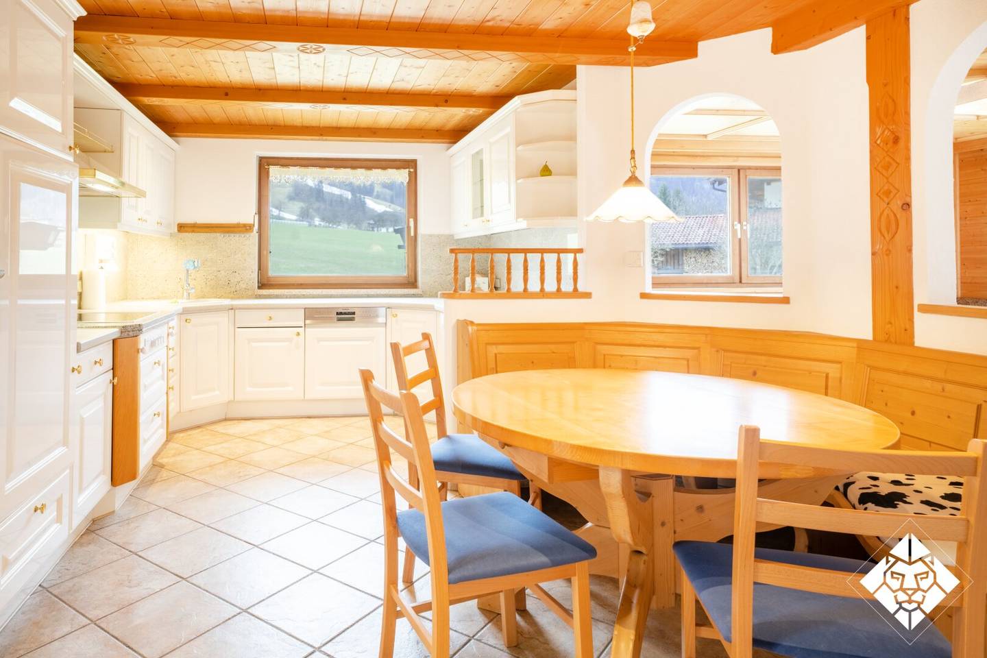 Idyllic house with spacious garden for rent