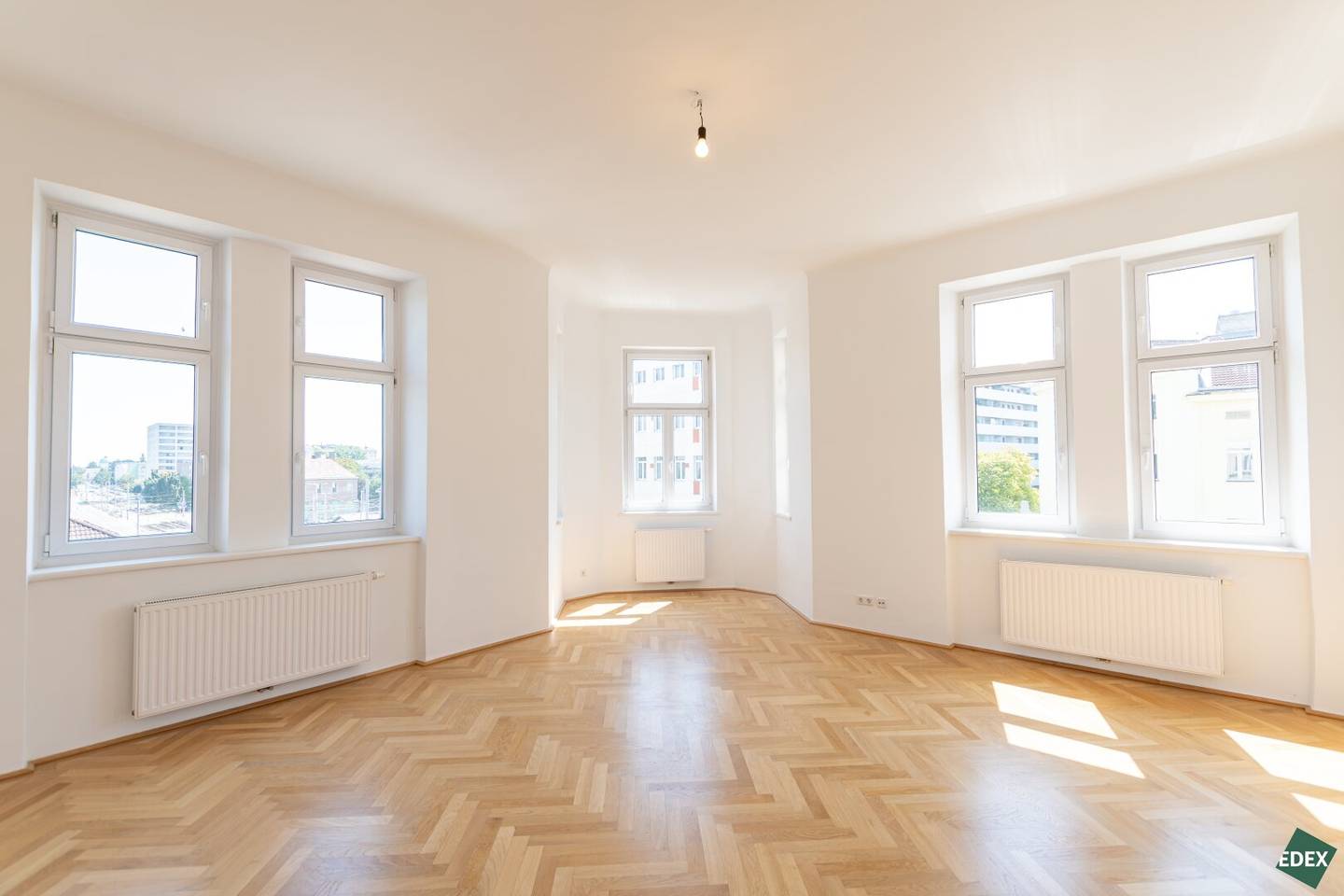 Beautiful 3-room period apartment near U3 Simmering
