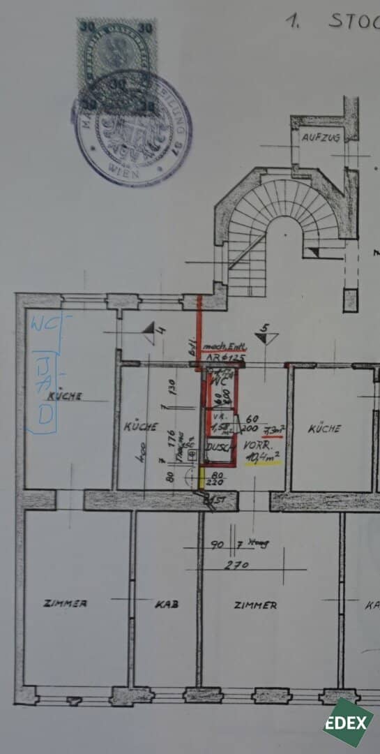 Apartment in need of renovation in Gründerzeit building near U3