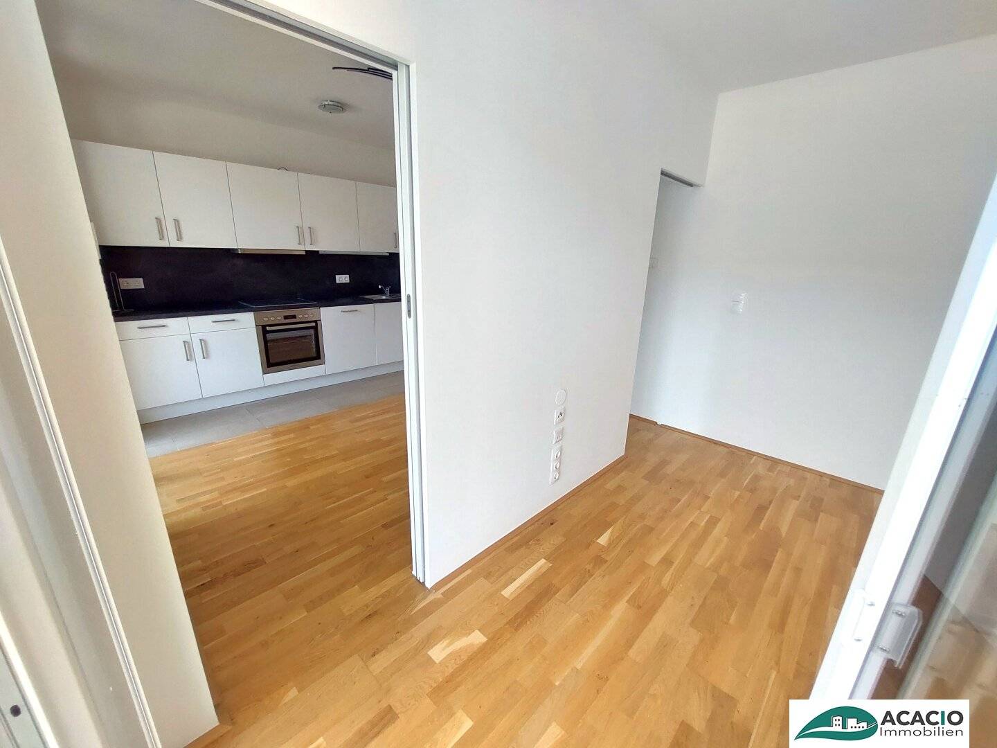 Ideal for singles 1-room apartment in Wohnpark Tullnerfeld - live in the green but work in the city - underground parking space optionally available