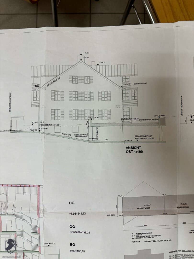 Floor plan 11