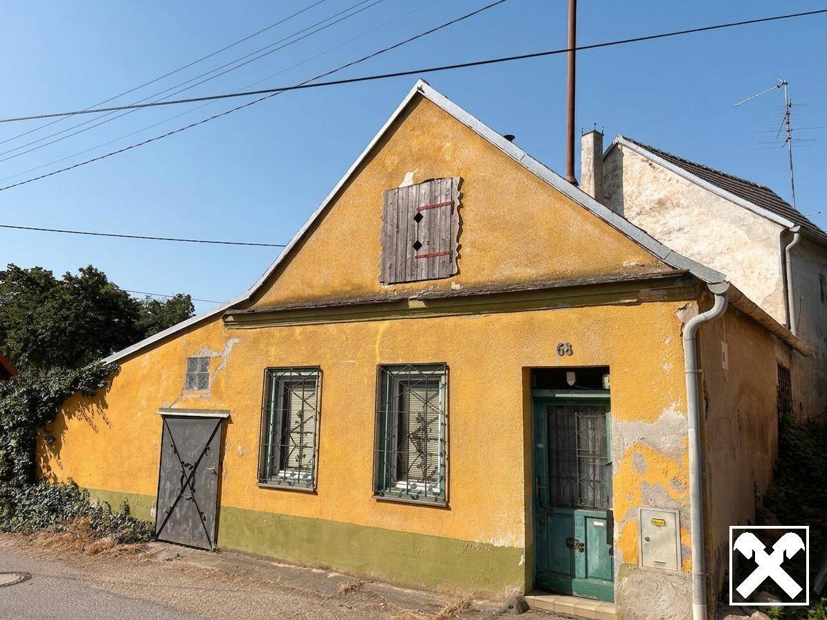 Demolition property with development potential in quiet Weinviertel Familienwohnung
