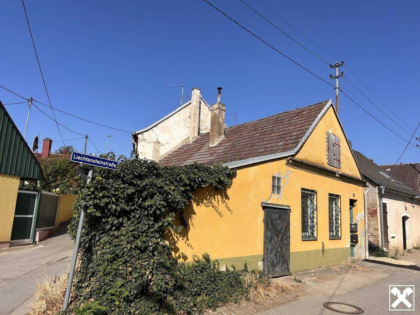 Demolition property with development potential in quiet Weinviertel Familienwohnung