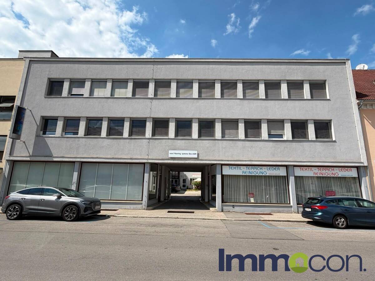 Air conditioned office space central with storage option Loftwohnung