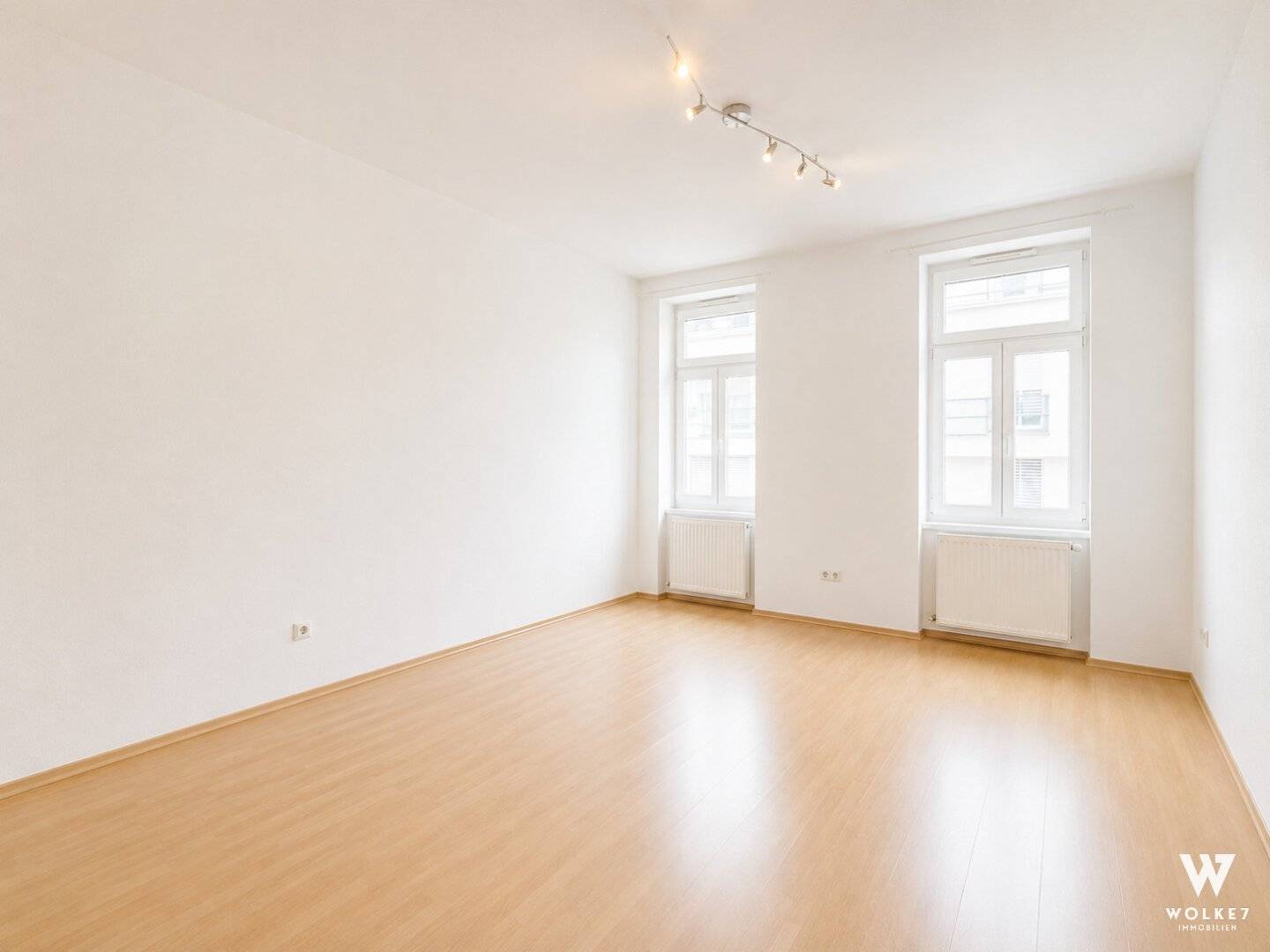 Charming 2-room period apartment in quiet location | Near Türkenschanzpark &amp; Kutschkermarkt