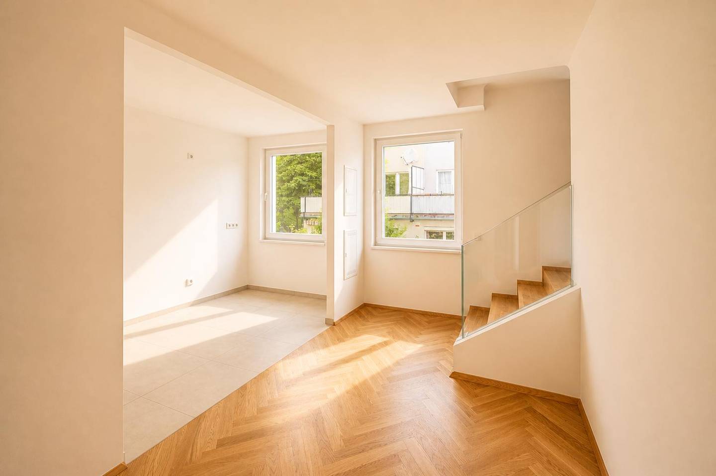 Erstbezug Maisonettewohnung mit Südterrasse und Grünblick