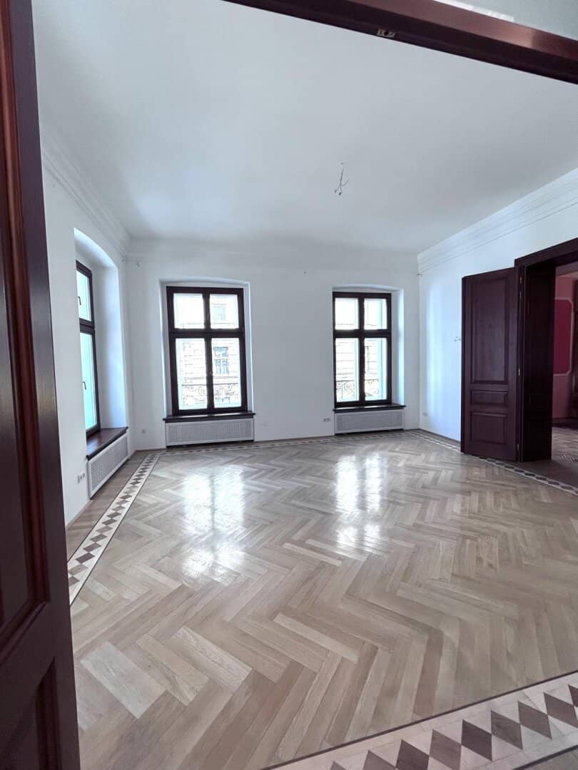 Exklusiver Wiener Altbau mit Klimaanlage nahe dem 1. Bezirk – 206 m²