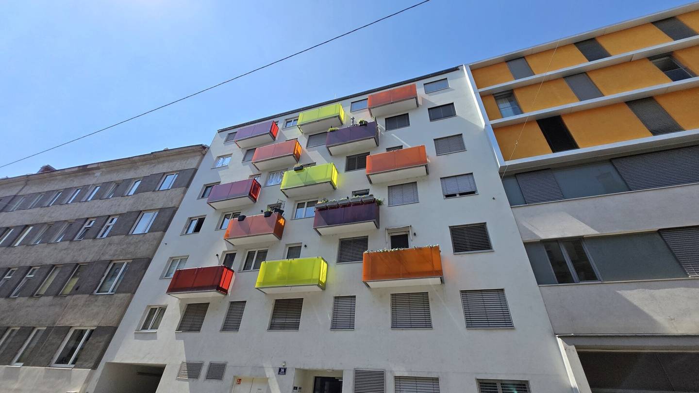 Moderne 2-Zimmer-Wohnung mit 2 kleinen Balkonen - Hochwertige Ausstattung und ausgezeichnetes Raumkonzept - Südseitige Ausrichtung
