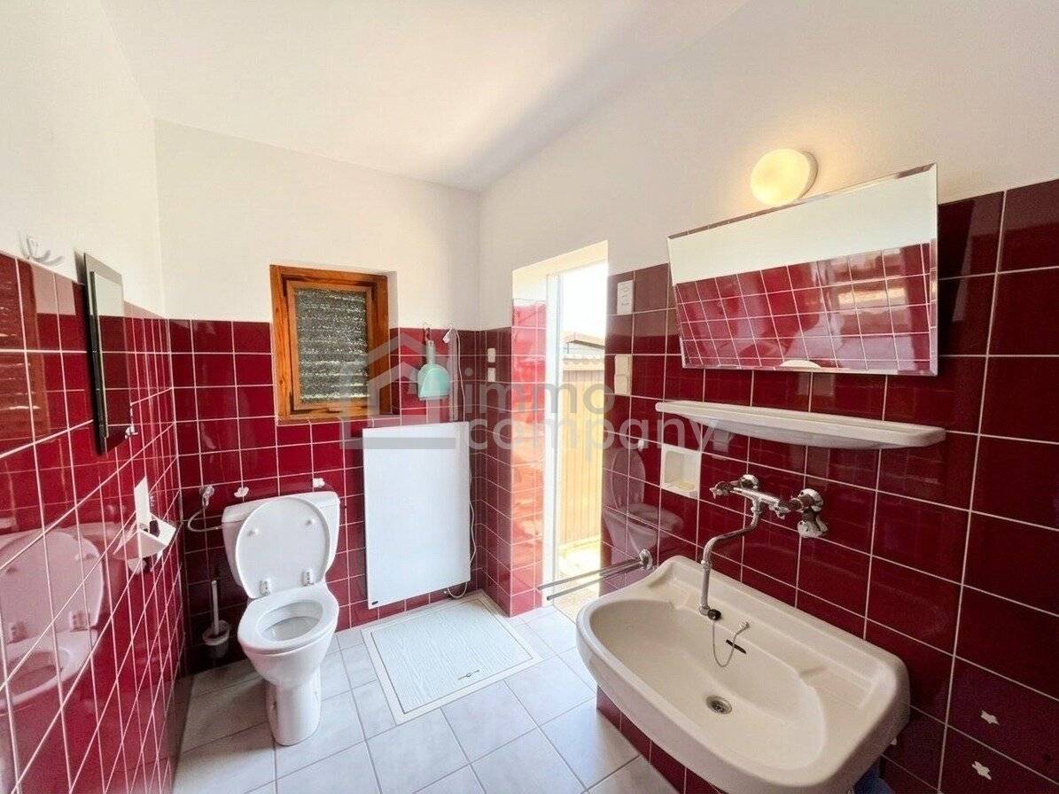 Ferienhaus auf Eigengrund am Zicksee mit Garten, Terrasse und Ausbaupotenzial
