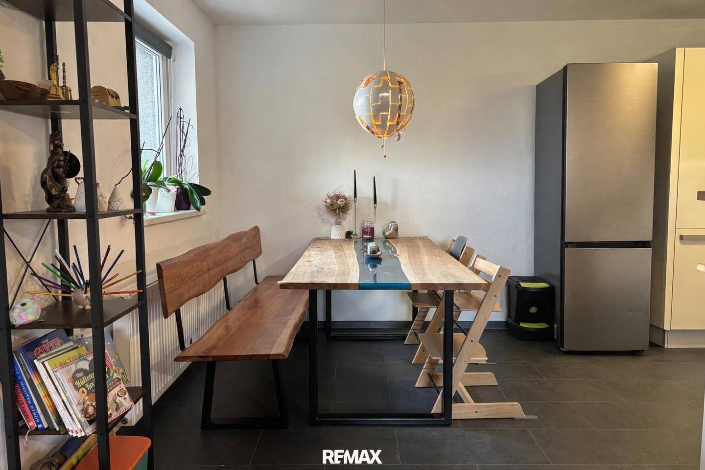 Beautiful, spacious terraced house (condominium) in a quiet and idyllic green area near center