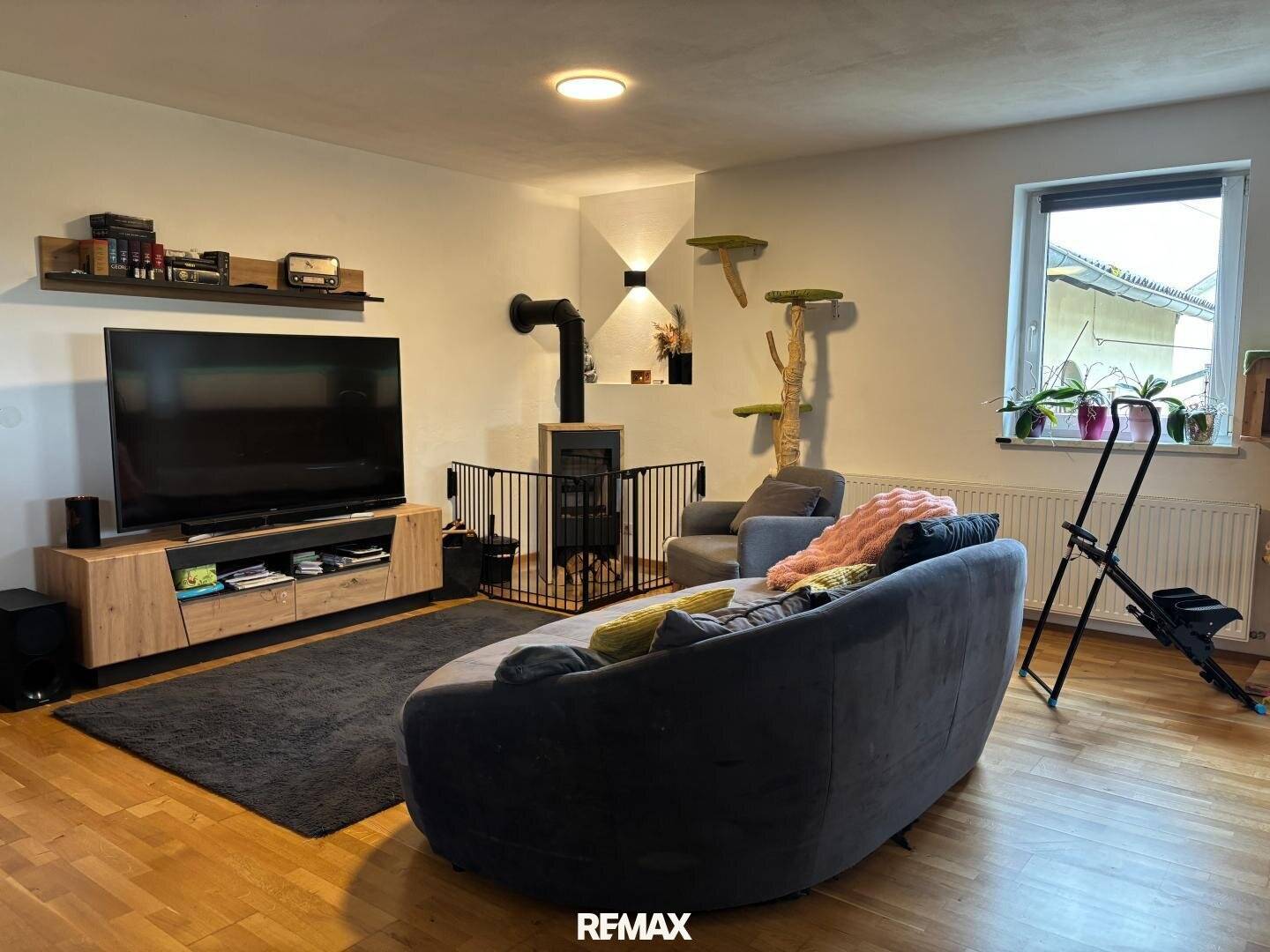 Beautiful, spacious terraced house (condominium) in a quiet and idyllic green area near center