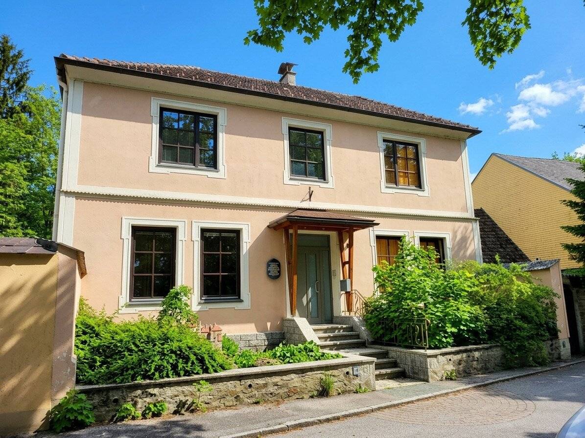 Multi-family house in Waidhofen an der Thaya