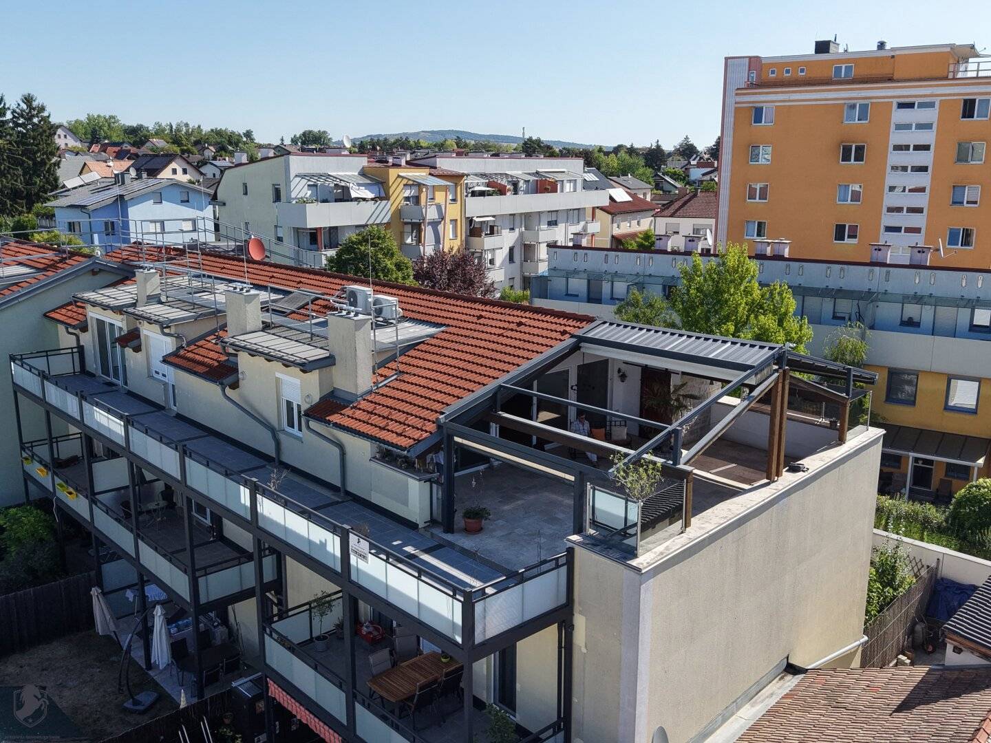 AUSSERGEWÖHNLICH WOHNEN ÜBER DEN DÄCHERN VON STOCKERAU