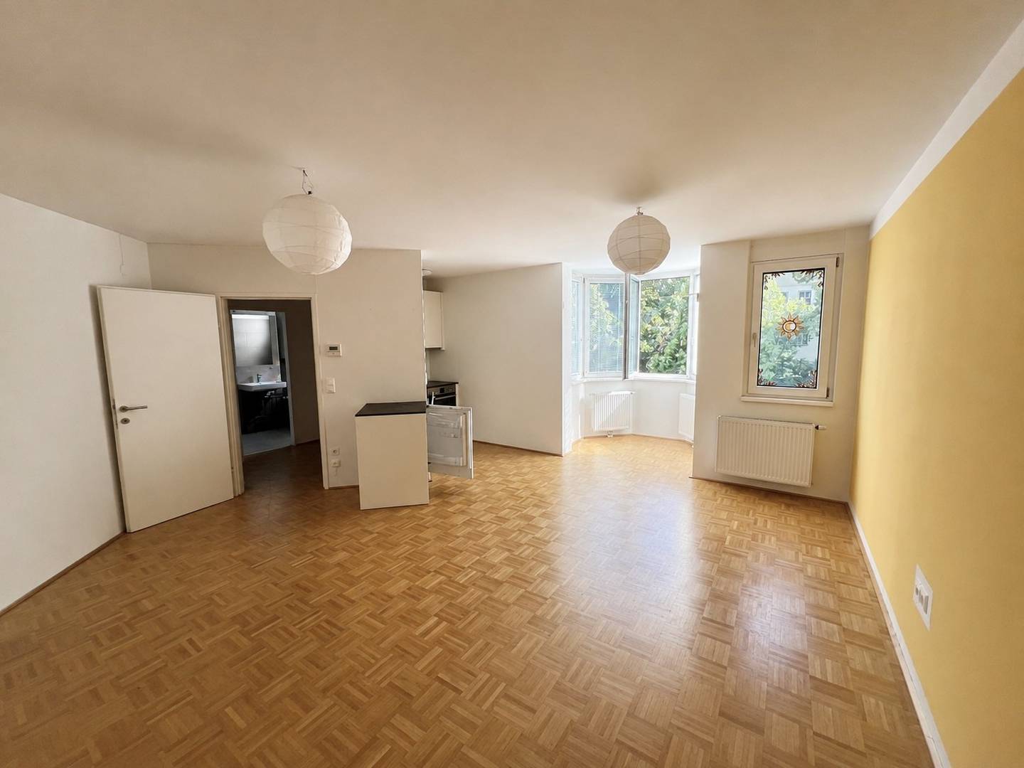 Bright Garçonnière with garden view near Währinger Park