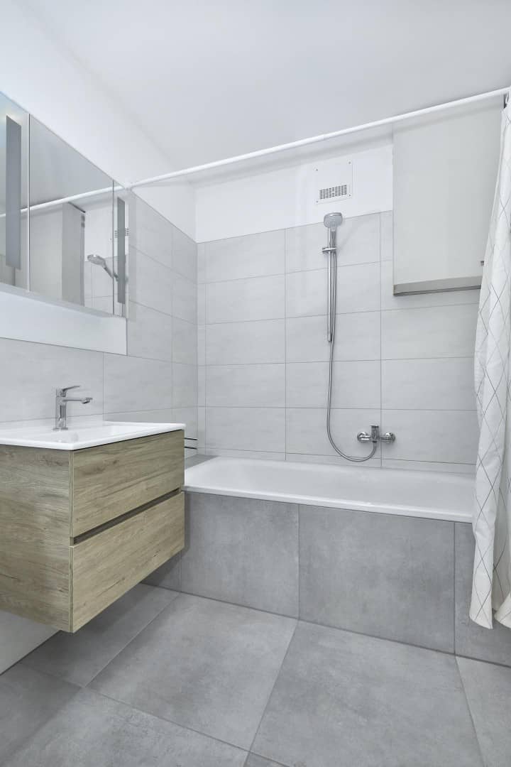Bright apartment near Bauernbergpark with two balconies