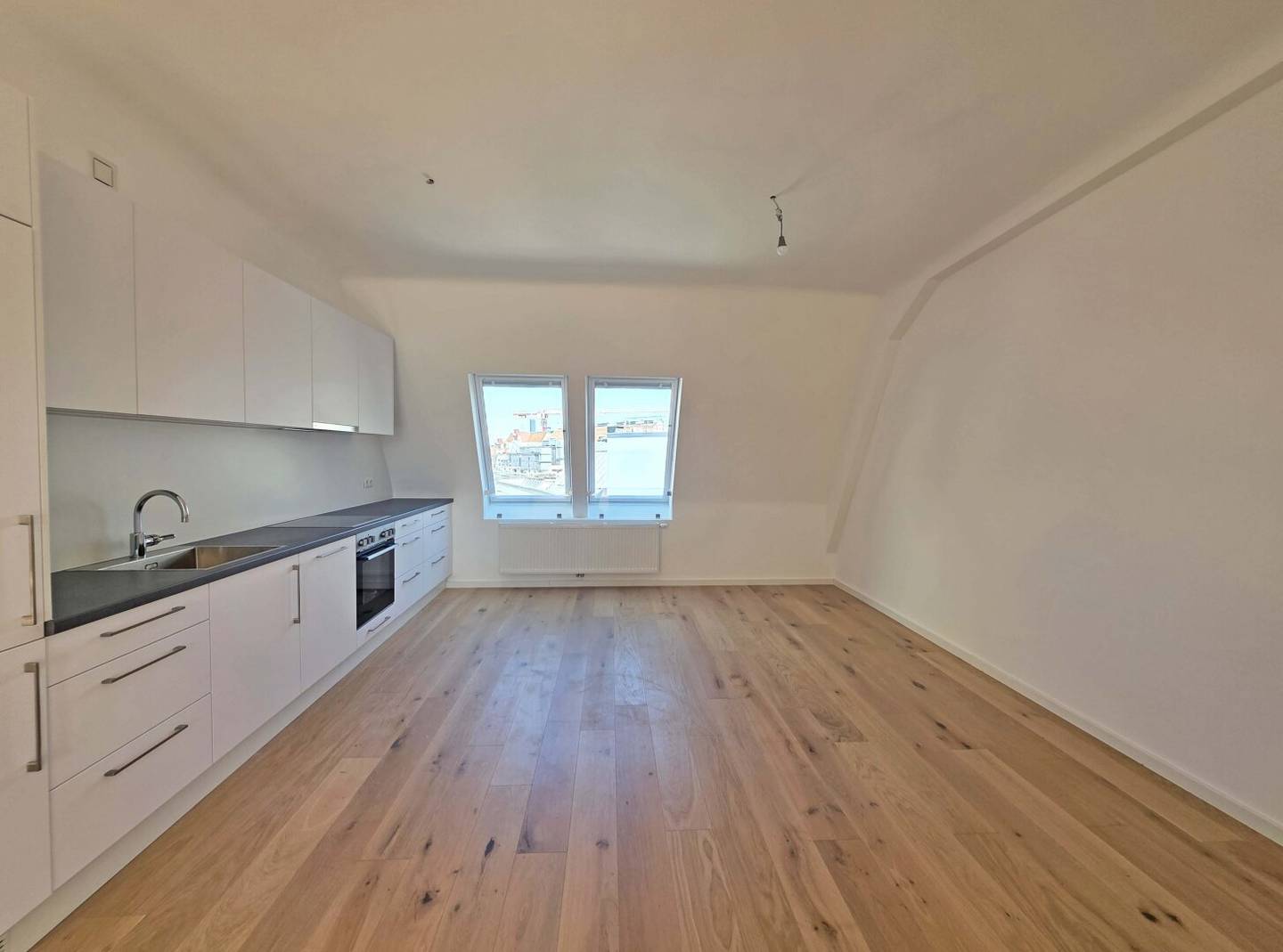 OBERE DONAUSTRASSE | FROM SEPTEMBER 2026 | 3-room attic apartment near Schottenring