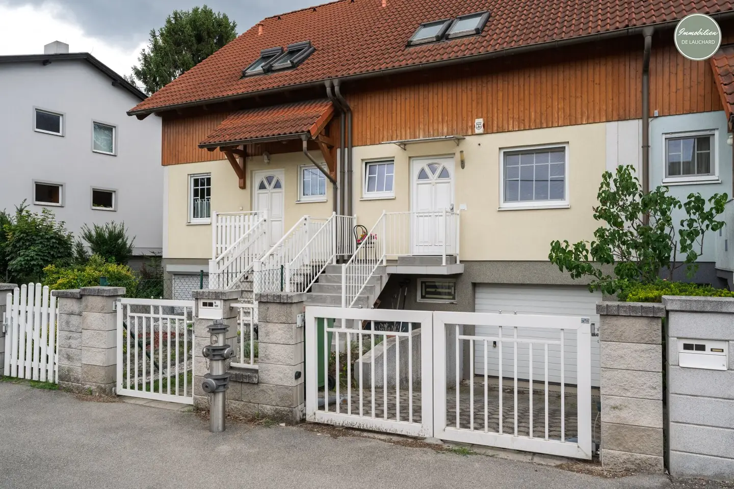 Wohnen im Grünen, Leben im Gleichgewicht auf Eigengrund: 4,5 Zimmer, Garage &amp; Ausblick ins Grüne