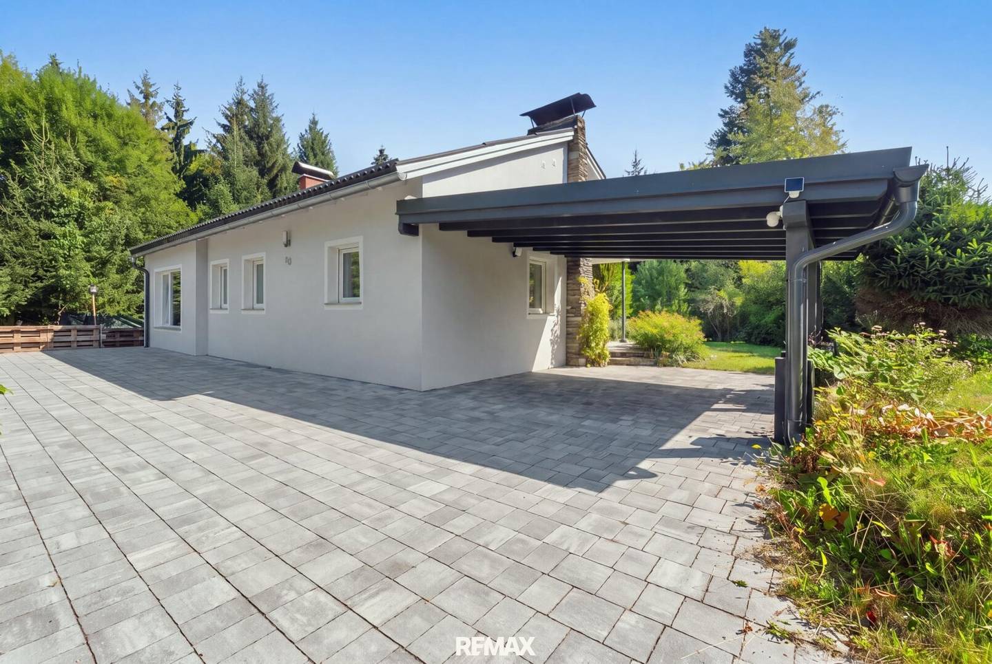 Idyllischer Bungalow mit großem Grundstück und eigenem Waldbestand bei Velden am Wörthersee