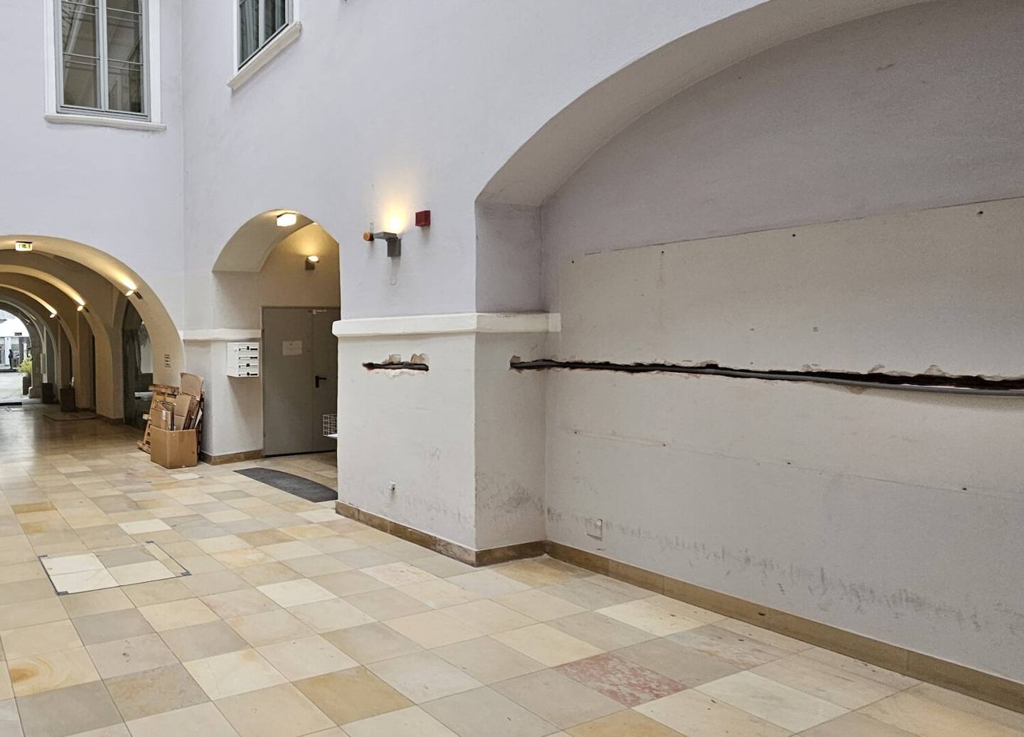 Geschäftslokal im Palais Trauttmansdorf