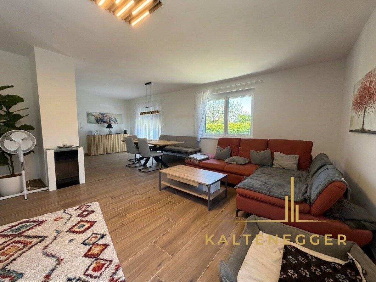 Comprehensively modernized bungalow on over 1,000 m² plot in absolute quiet location