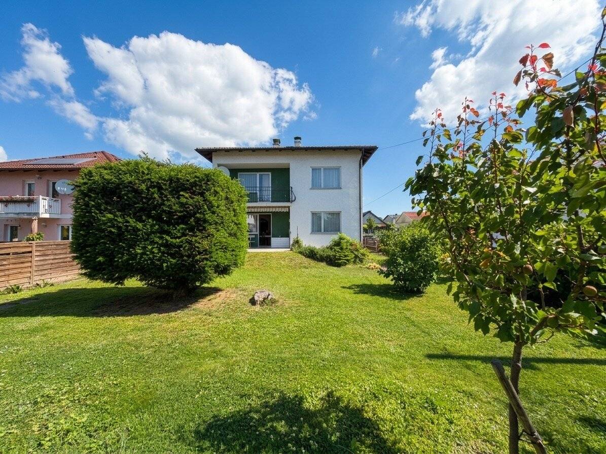Gepflegtes Einfamilienhaus mit Garten an der Wiener Stadtgrenze!